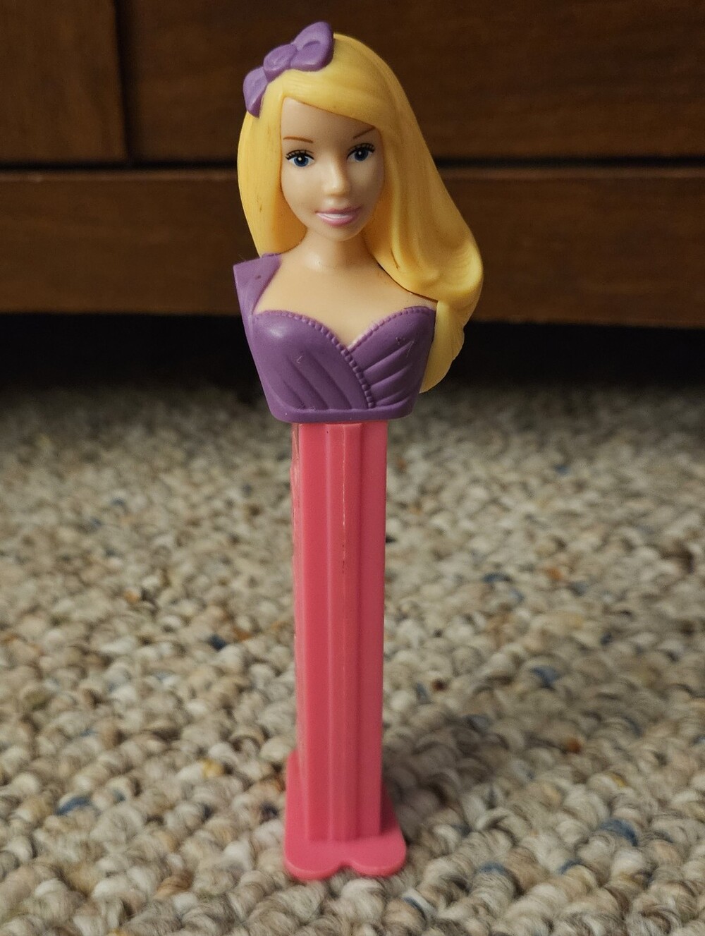 PEZ Purple Shirt Barbie With Bow